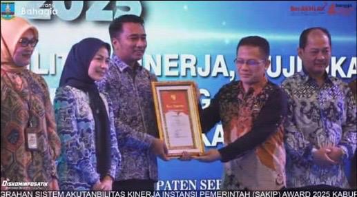 alhamdulillah-kecamatan-kopo-berhasil-meraih-penghargaan-sakip-award-2025